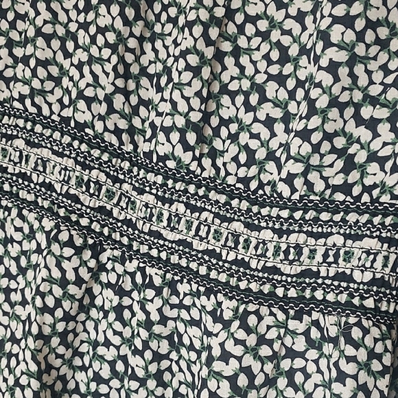 Max Studio Tie Front Wrap Blouse Black Green White Floral Long Sleeve V-neck - Picture 14 of 15